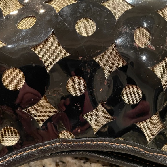 ERIC JAVITS Blk Patent Circle Metallic Gold Mesh - Picture 4 of 5